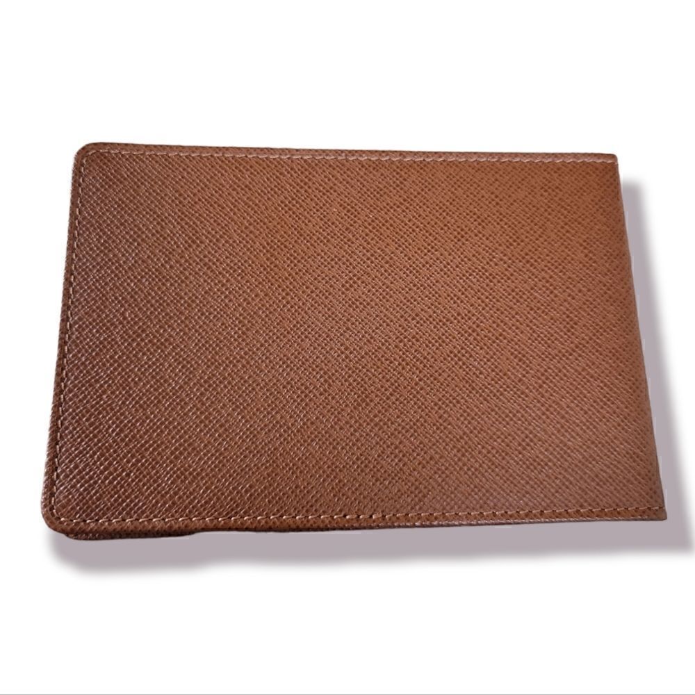 💥ONE DAY SALE💥 LOUIS VUITTON TIAGA brown leather pass case - Picture 3 of 10